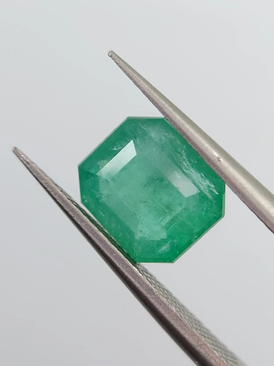 2ct Natural Octagon Faceted Panjshir Emerald from Afghanistan — view 4